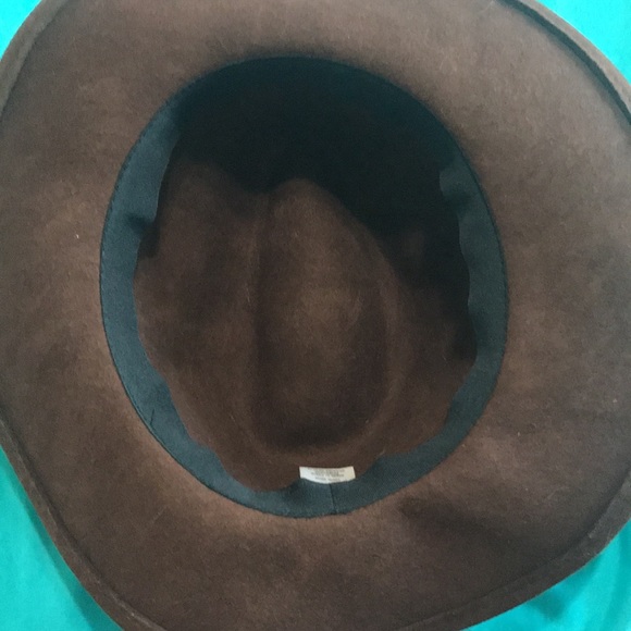 Hat - Picture 3 of 5